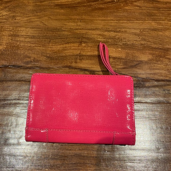 Glossy pink wallet - Picture 2 of 4